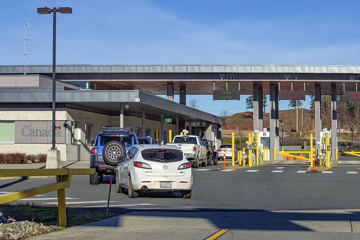 Canadian border crossing